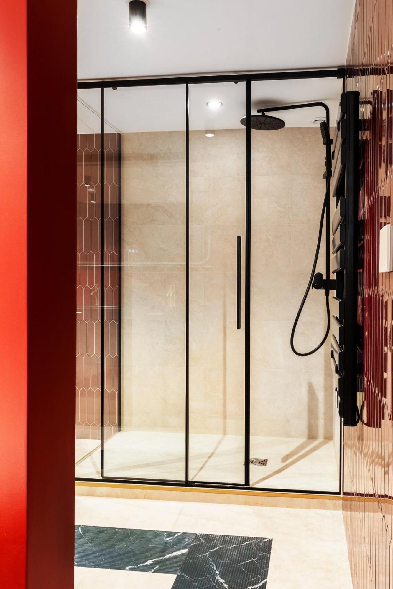 Duplex Luxueux Avec Billard Et Baignoire * Paris